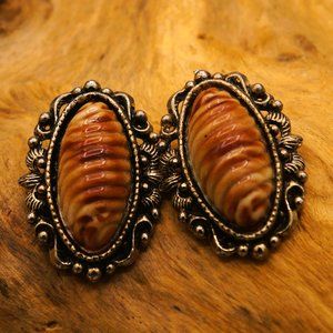 Vintage Selro Selini Style Domed Wavey Tan & Brown Cabochon Clip-on Earrings